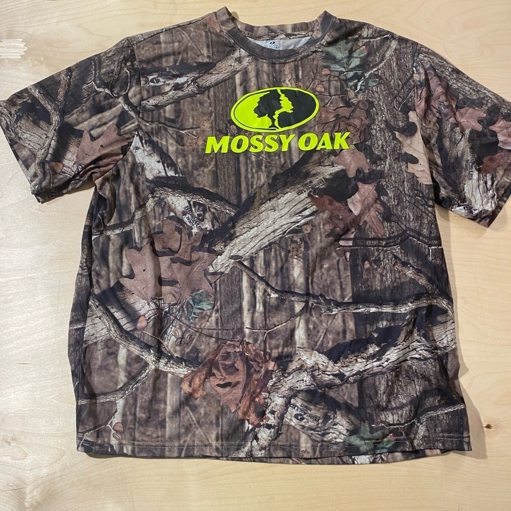 Mossy Oak  Short Sleeve Camouflage Tee - Brown and Green XL (46-48) (NX)